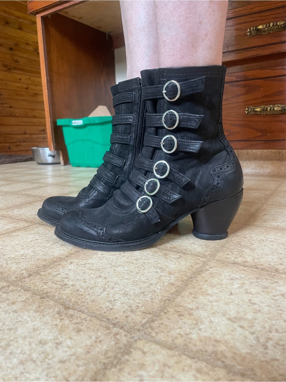Like New John Fluevog Boots
